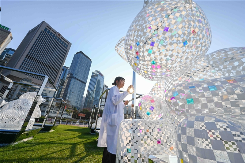 Waterfront promenade provides a diversity of uses and activity space (2024)