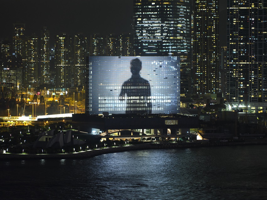 An innovative curatorial space on M+ facade (2021)